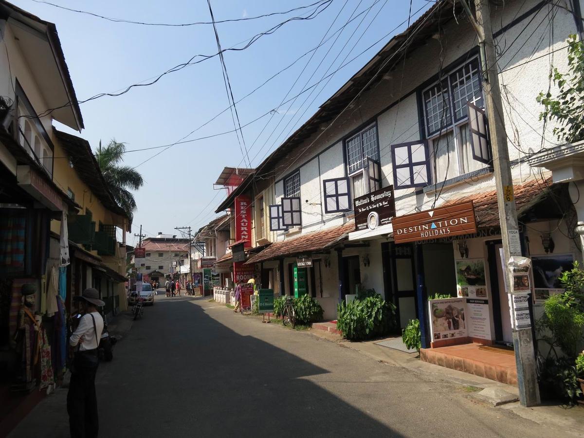 Hotel Park Avenue Kochi Exterior foto