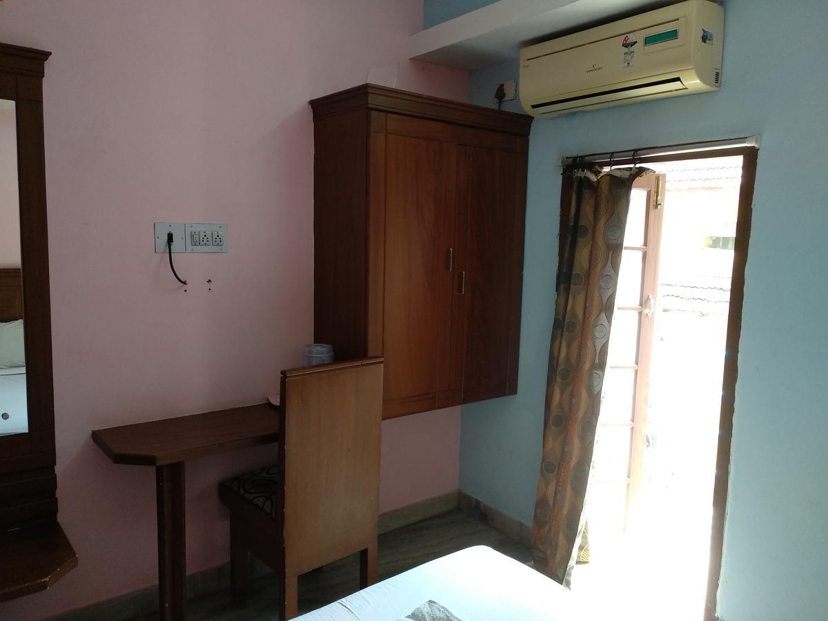 Hotel Park Avenue Kochi Exterior foto